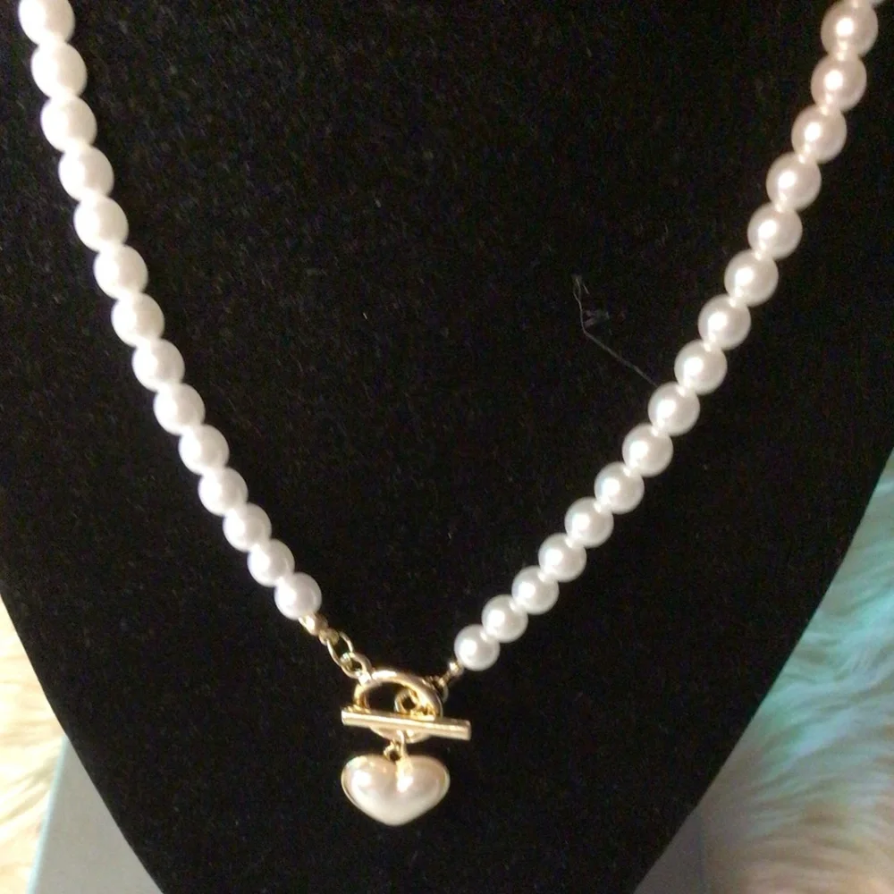 NEW NECKLACE AND BRACELET WITH A HEART. - Picture 3 of 7